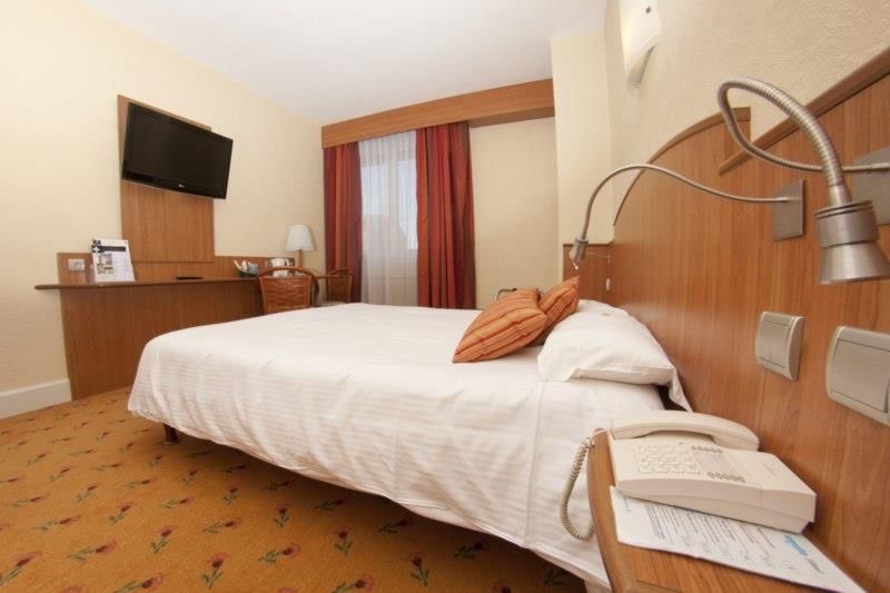 Kyriad Hotel Tours Centre Eksteriør billede